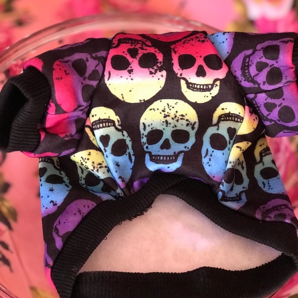 Rainbow 🌈 skull 💀 dog shirt clothes sweatshirt - Picture 3 of 7